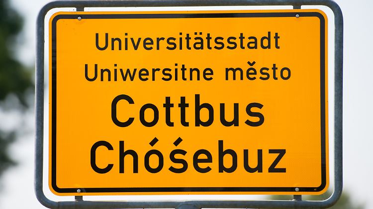 Cottbus liegt im Südosten Brandenburgs - im zweisprachigen Siedlungsgebiet der Sorben.