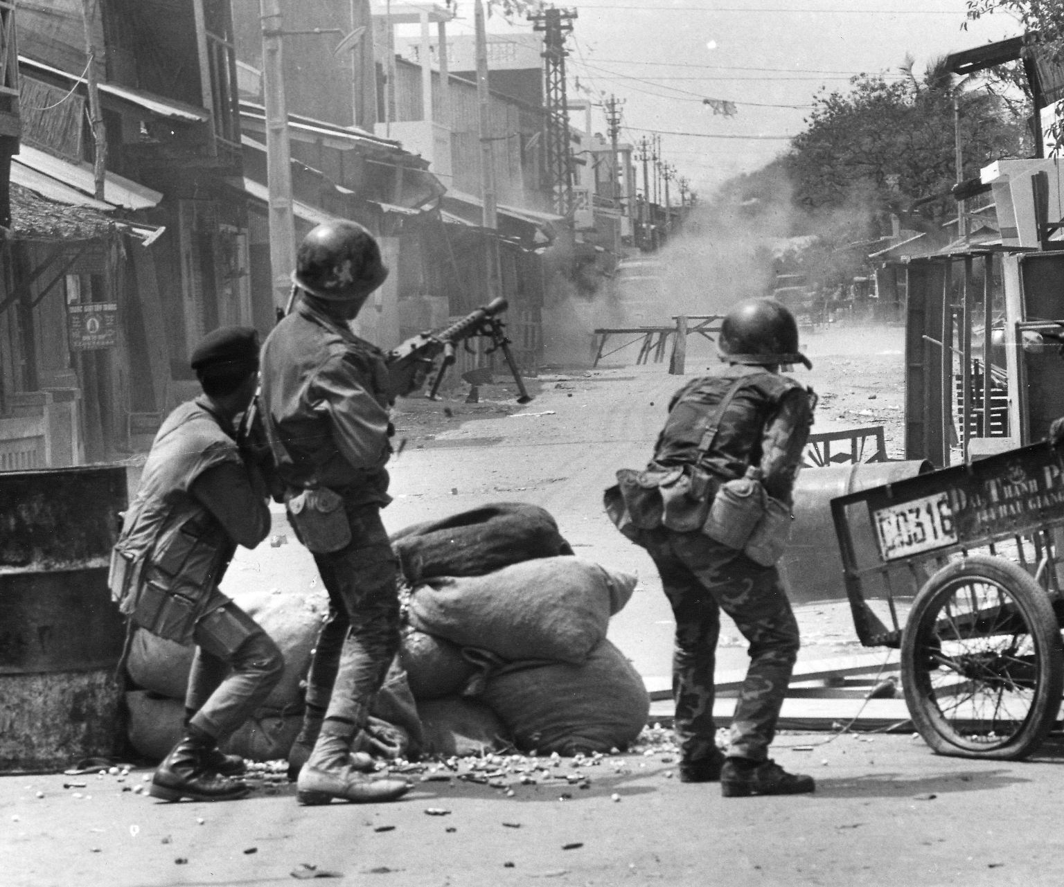 Die Überraschung ist perfekt, weder US-Soldaten noch die Geheimdienste hatten die leiseste Ahnung.