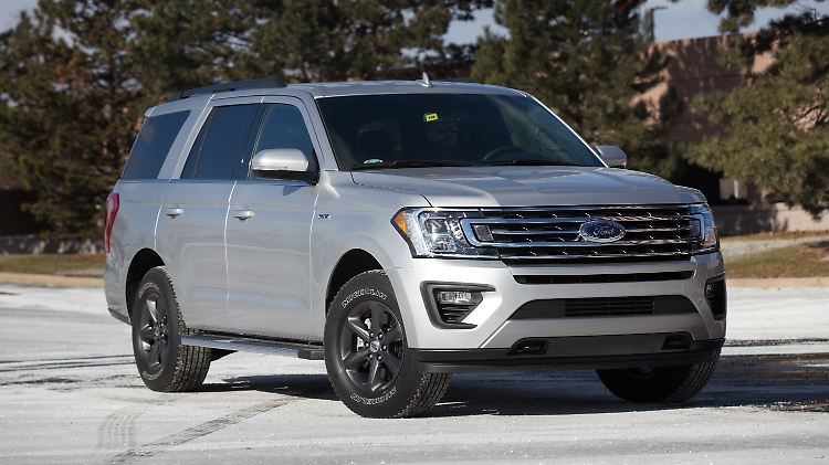 Mit 5,64 Meter ist der Ford Expedition schon ein gewaltiger Geselle.