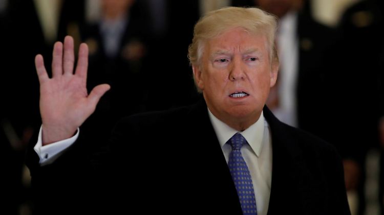 US-Präsident Donald Trump schwärmte bereits im Wahlkampf von "einer kompletten Blockade der USA für Muslime".