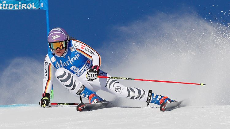 Voll auf Zug: Viktoria Rebensburg findet am Kronplatz die perfekte Linie.