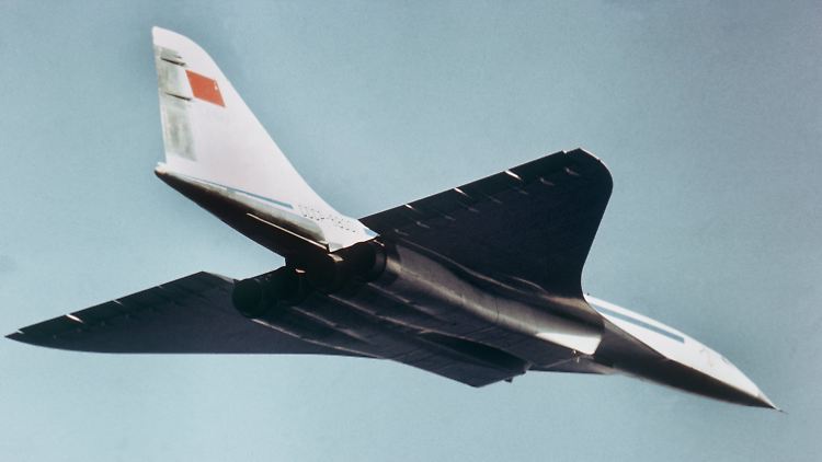 Die russische Maschine Tu-144 trug den Spitznamen "Concordski". Der Grund: Ihre frappierende Ähnlichkeit mit der Concorde.
