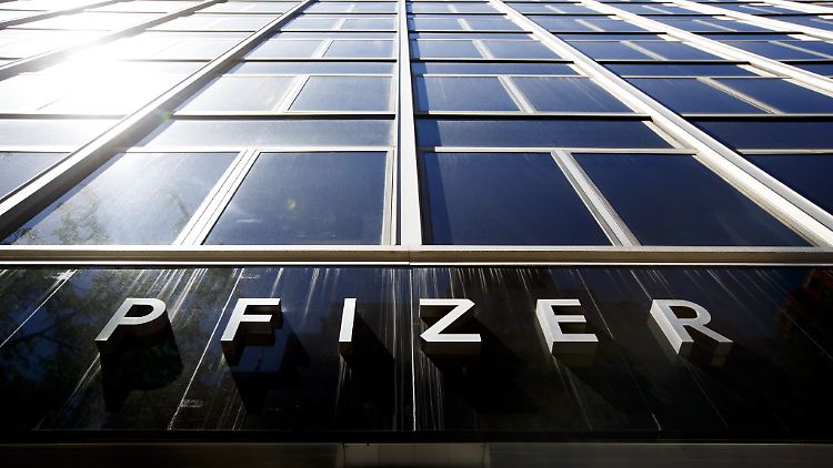 Mehrere Pharmakonzerne, wie der US-Konzert Pfizer, haben die Forschung zu ihren Alzheimer-Medikamenten eingestellt.