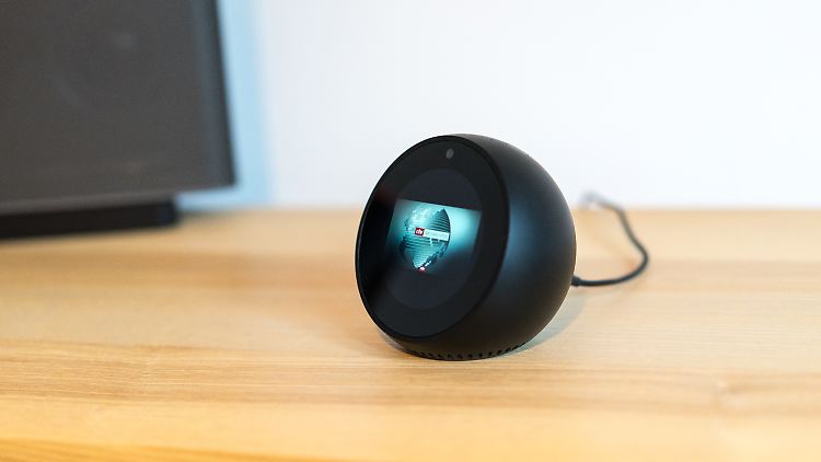 Auf dem Echo Spot kann man nach dem Aufwachen erstmal Nachrichten von n-tv anschauen.