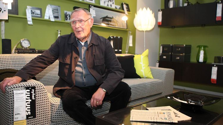Bevor Kamprad bei Ikea Möbel verkaufte, gab es dort Stifte, Bilderrahmen und Nylonstrümpfe.