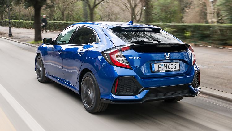 Alternativ zur Limousine gibt es den Honda Civic auch als 4,52 Meter lange Kompaktversion.