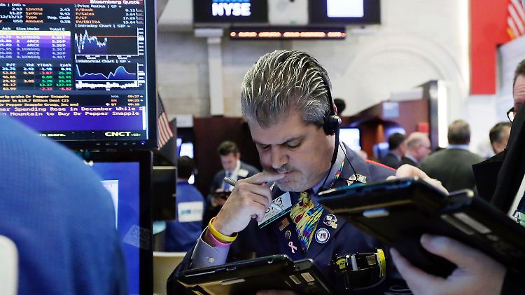 Der Beginn einer ereignisreichen Woche: Bilanzen, Trump, Fed, Job Report und eine milliardenschwere Übernahme.