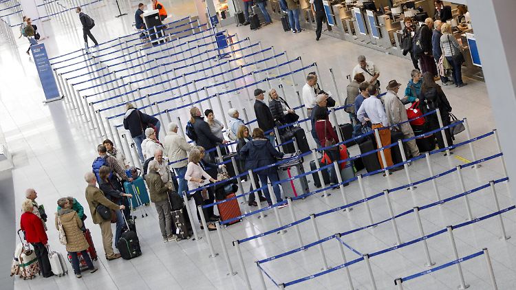 Nicht immer können Passagiere ihren Flug antreten. Wenn sie stornieren, wollen sie auch Geld zurück.
