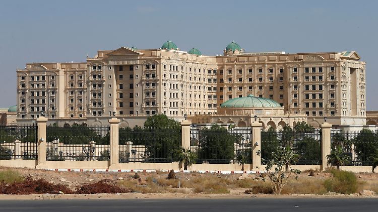 Gefängnis mit Luxusaustattung: Das Ritz Carlton in Riad.