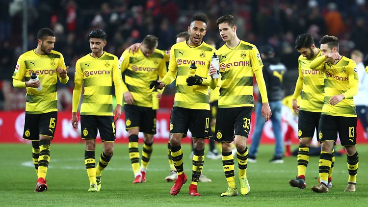 Borussia Dortmund erlebt eine durchwachsene Saison. Wird es ohne Torjäger Aubameyang besser?