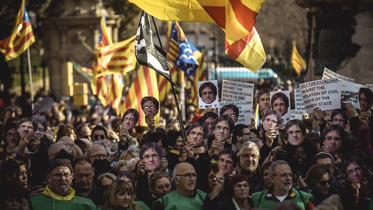 Unter den Katalanen genießt Carles Puigdemont nach wie vor großen Rückhalt.