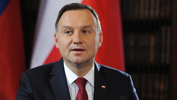 Polens Präsident Andrej Duda muss das neue Holocaust-Gesetz erst noch unterzeichnen.