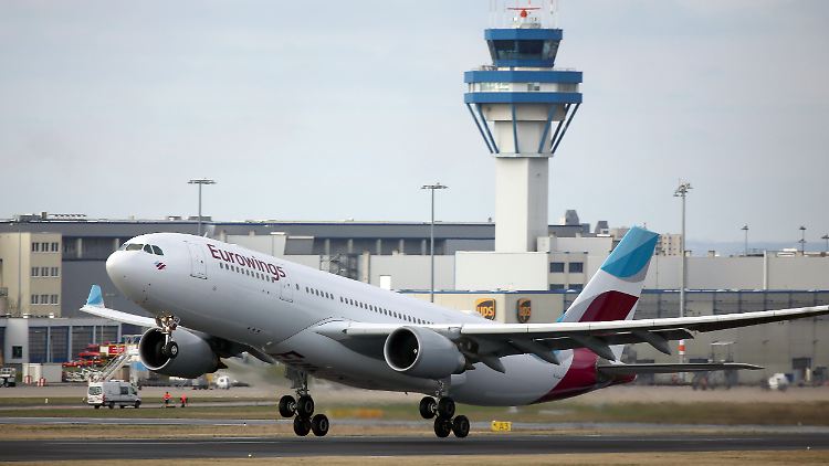 Gerade Billigflieger wie Eurowings füllen die Lücke.