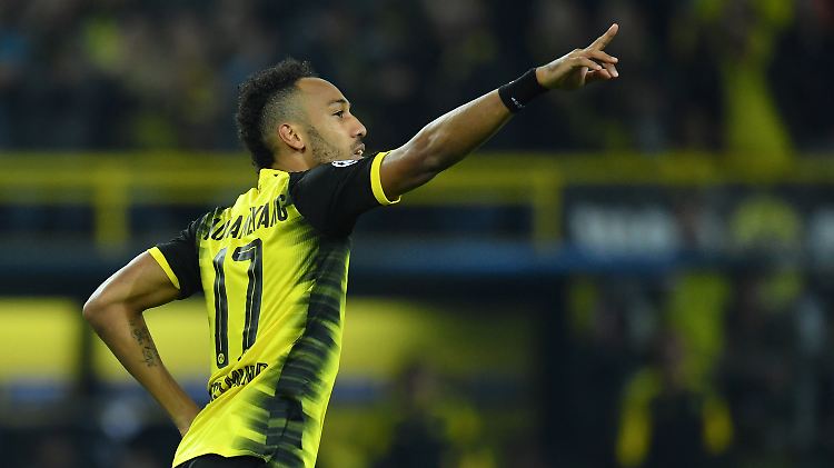 Pierre-Emerick Aubameyang tauscht künftig das gelbe Trikot gegen ein rotes.