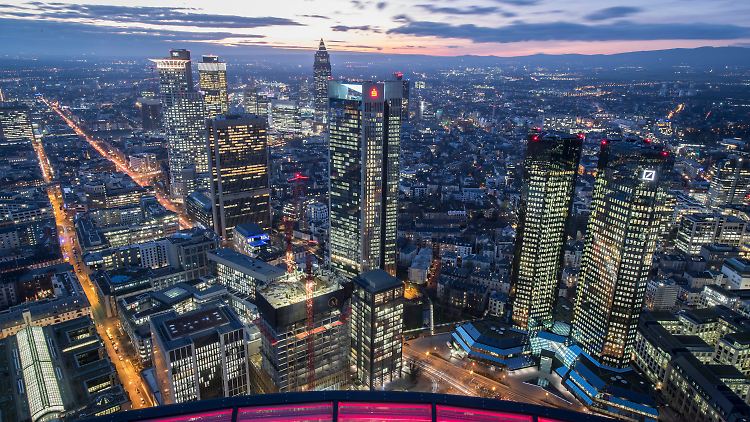 Der deutsche Finanzbranche prophezeien Experten ein Bankensterben.
