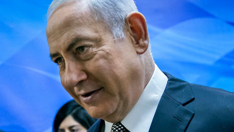 In Protestbriefen wird Israels Premier Benjamin Netanjahu aufgefordert, die Abschiebungen auszusetzen.