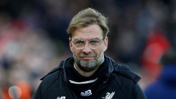 Wir könnten Ihnen natürlich einen jubelnden Klopp zeigen - aber wen interessieren schon Zwischenstände. Merkt der Liverpool-Coach am Ende selbst.