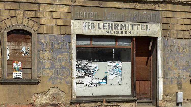 Fast 30 Jahre nach der Wiedervereinigung sind Unterschiede zwischen Ost und West vielerorts auch noch im Straßenbild erkennbar.