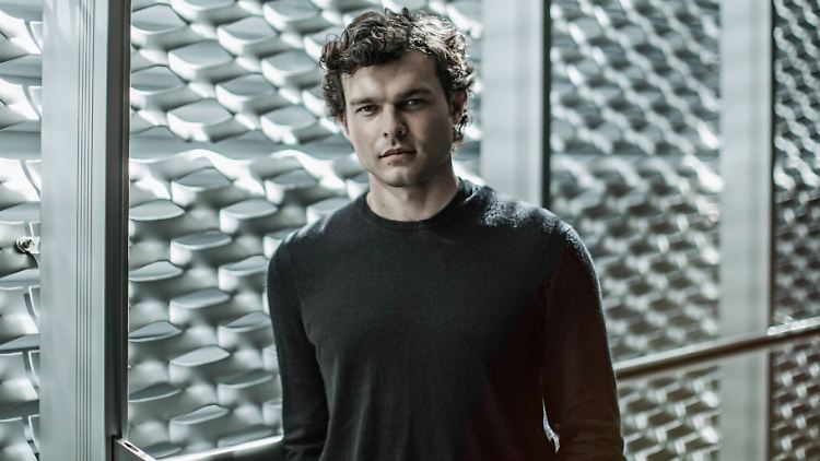 Alden Ehrenreich spielt in "Solo: A Star Wars Story" den jungen Han Solo.
