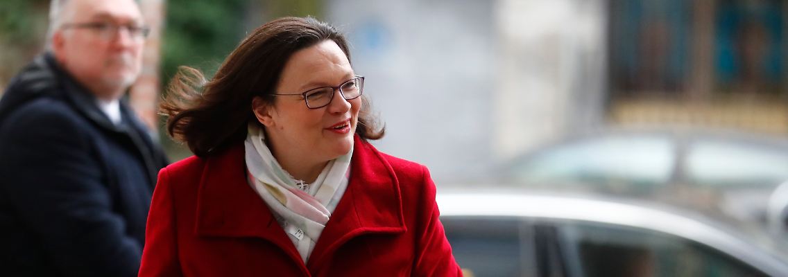 SPD-Fraktionschefin Nahles bei ihrer Ankunft im Willy-Brandt-Haus, wo heute nochmal verhandelt wird.