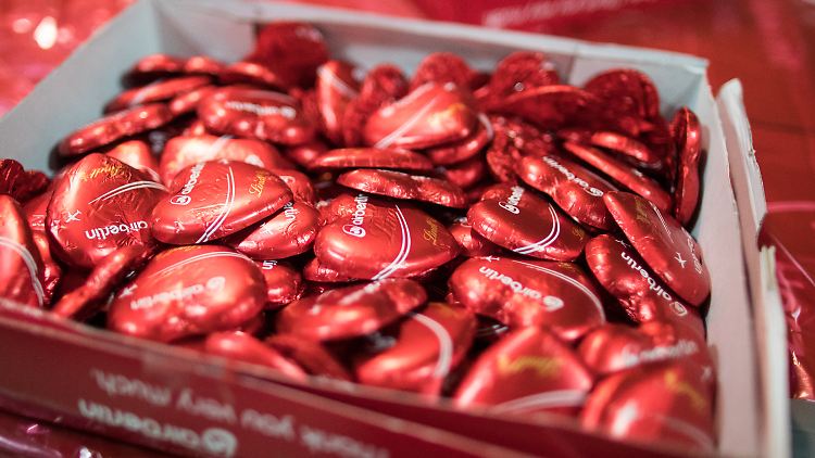 Bei zwei Terminen werden noch tausende weitere Objekte versteigert. 