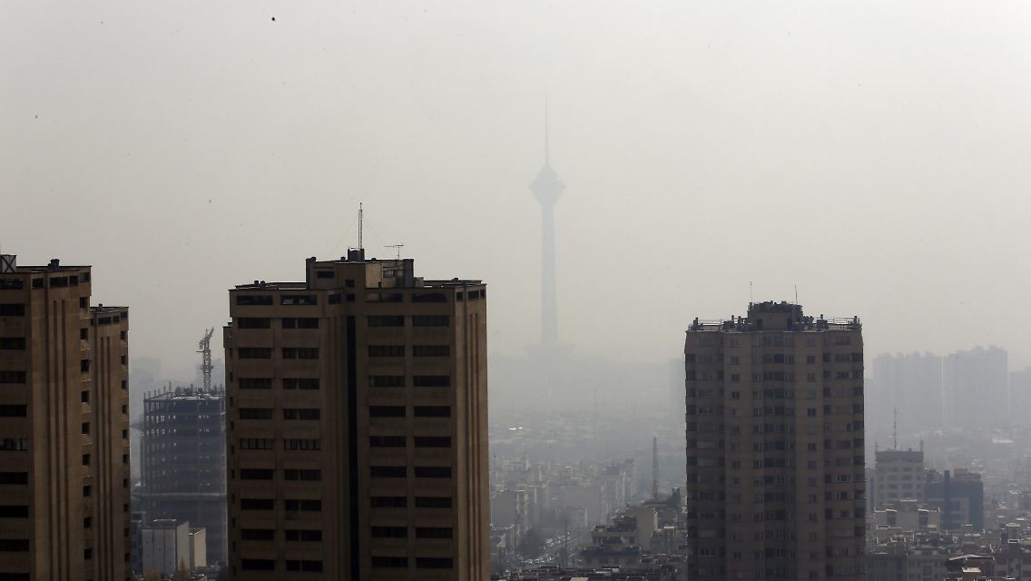 In Teheran kann man die Luftverschmutzung sehen.