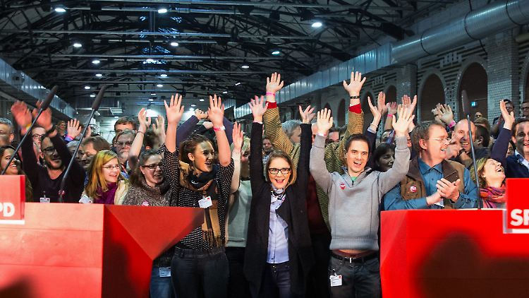 Kollektiver Jubel nach der Verkündung des Ergebnisses des SPD-Mitgliedervotums Ende 2013. Ob es diesmal wieder so harmonisch verlaufen wird?