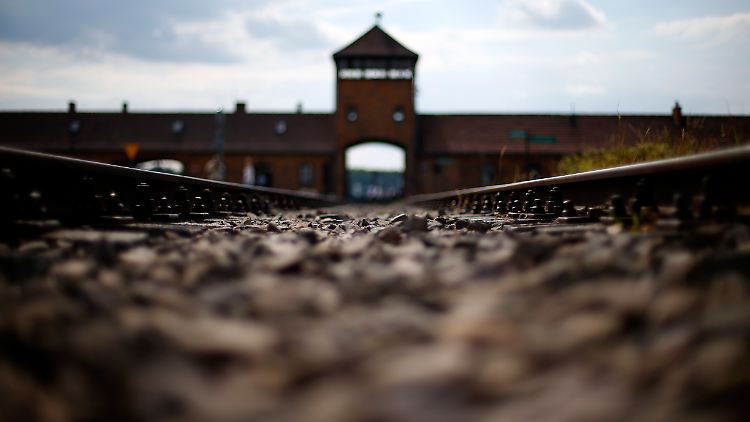 Wer in Zukunft von "polnischen Vernichtungslagern" spricht, kann dafür zu einer Gefängnisstrafe verurteilt werden.