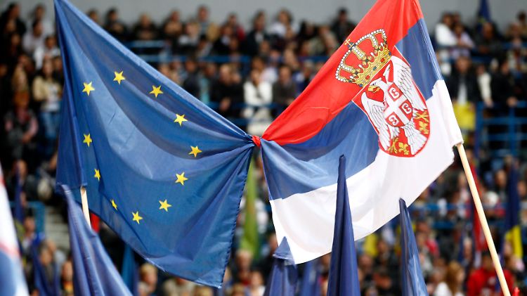 Mit Serbien führt die EU - ebenso wie mit Montenegro - bereits Gespräche. 