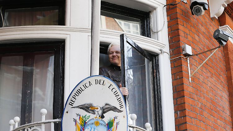 Der fünfeinhalbjährige Aufenthalt in der equadorianischen Botschaft kommt nach Ansicht der Anwälte von Julian Assange einer Gefängnisstrafe gleich.