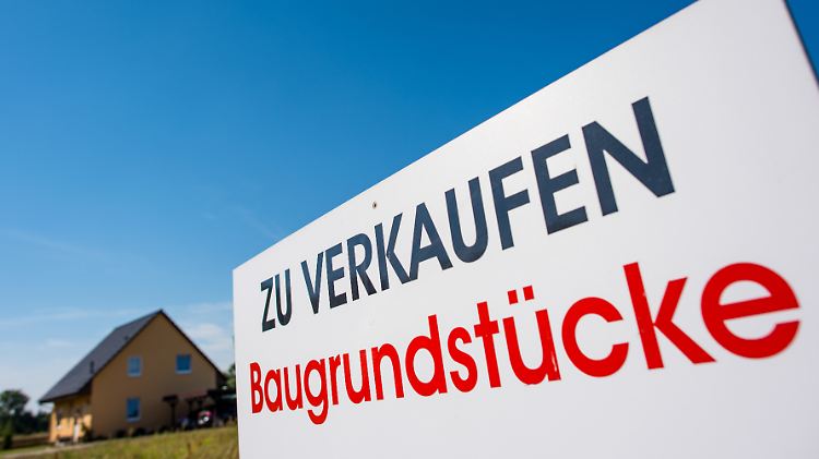 Wird das Baukindergeld Familien helfen - oder doch eher Bauunternehmen und Maklern?