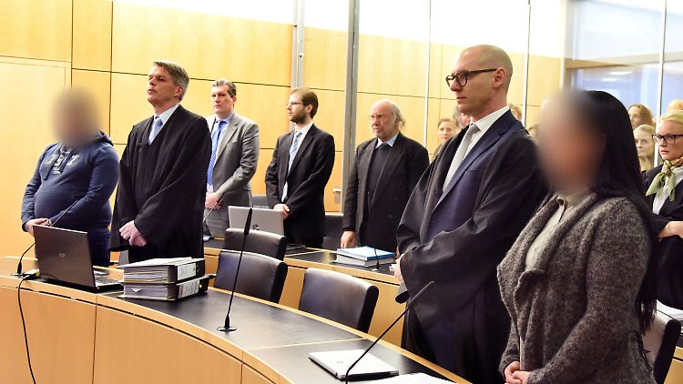 Das wegen Mordes angeklagte Ex-Paar wurde auf seiner Flucht Richtung Afrika gefasst.