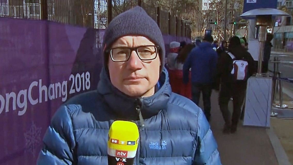 Leere-Ränge_Wüstemann.jpg