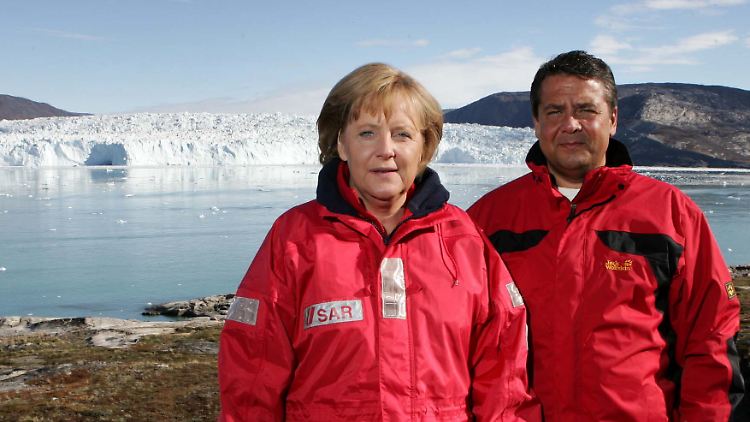 Angela Merkel nahm damals ihren Vizekanzler Sigmar Gabriel nach Grönland mit.