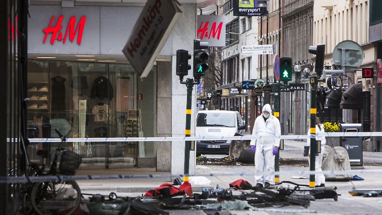 Fünf Menschen starben beim Anschlag in Stockholm.