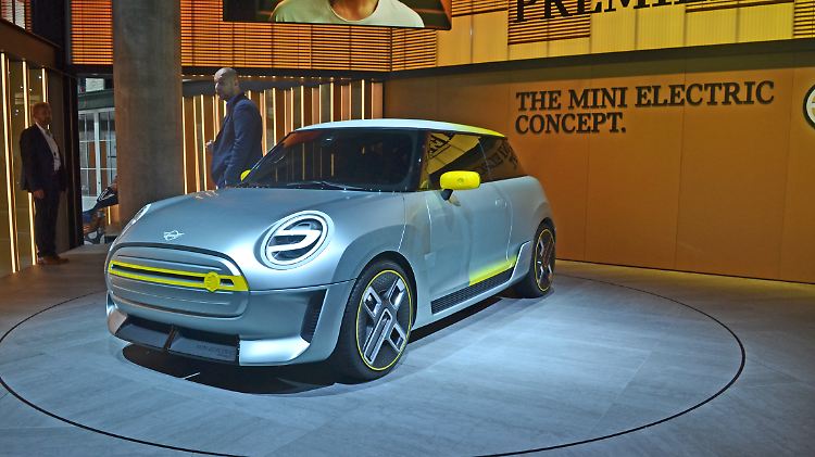 In Zukunft können sich die Autobauer wohl von den Gewichtsvorgaben für ihre E-Autos trennen.