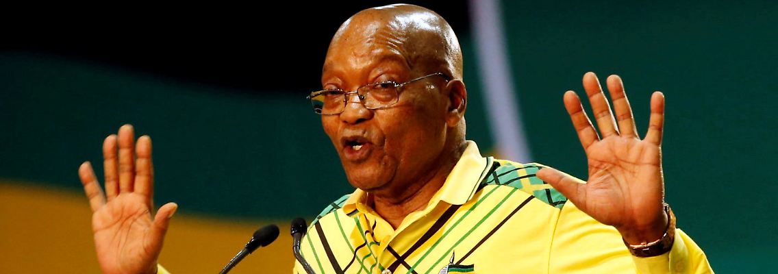 Zuma gibt auf.