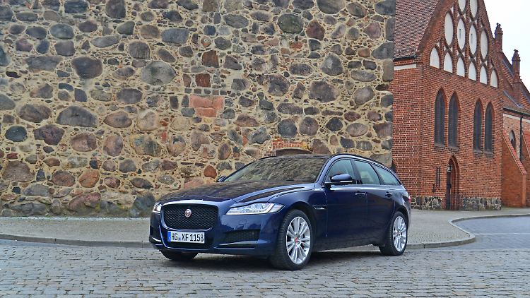 Der Jaguar XF Sportbrake ist im Vergleich zu den Mitbewerbern schon ein sehr sportlicher Zeitgenosse.