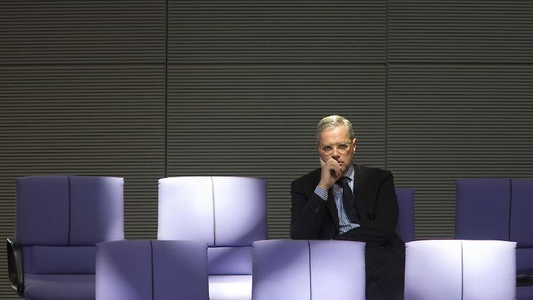 CDU-Außenpolitiker Norbert Röttgen lässt kein gutes Haar an der Arbeit der Bundesregierung in Sachen Sicherheit. 