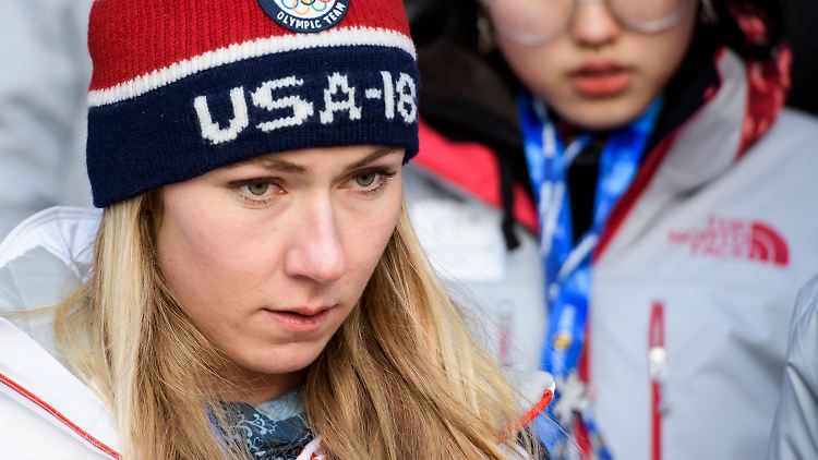 Sie weiß nicht, wie ihr geschieht: Mikaela Shiffrin vergibt die sicher geglaubte Goldmedaille.