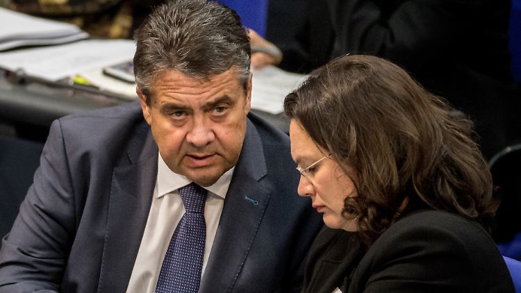 Gabriel und Nahles - der Zoff in der SPD geht vorerst weiter.