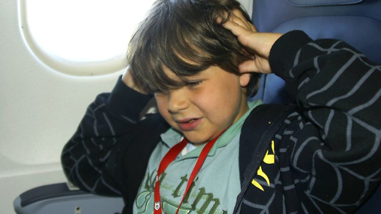 Viele Kinder leiden unter dem Druck beim Starten und Landen.