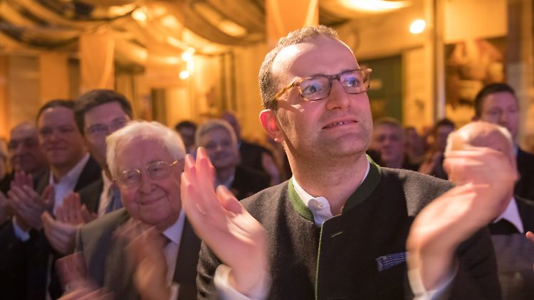 Jens Spahn beim politischen Aschermittwoch im thüringischen Apolda.