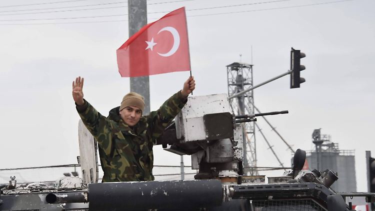 Türkische Truppen marschieren in Syrien ein - und wollen nun Afrin belagern.
