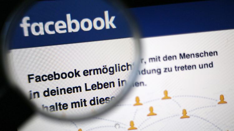 Cambridge Analytica soll auf Facebook Trump-Anhänger mobilisiert und potenzielle Clinton-Sympathisanten vom Urnengang abgebracht haben.
