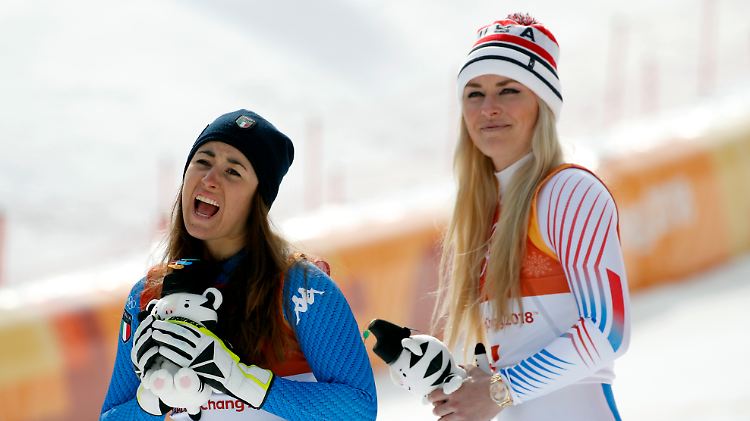 Gold und Bronze: Sofia Goggia und Lindsey Vonn. Und nun raten Sie mal, wer was gewonnen hat. 
