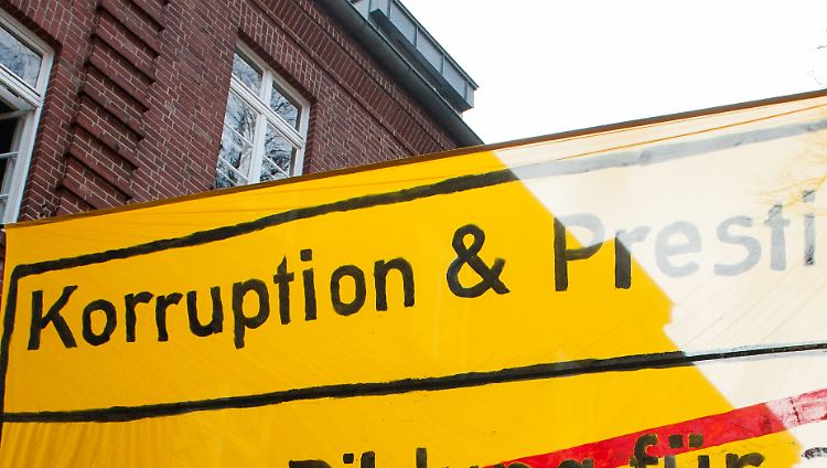 Für Deutschland besteht laut Transparency Handlungsbedarf bei der Regulierung von Lobbyismus und Parteienfinanzierung.