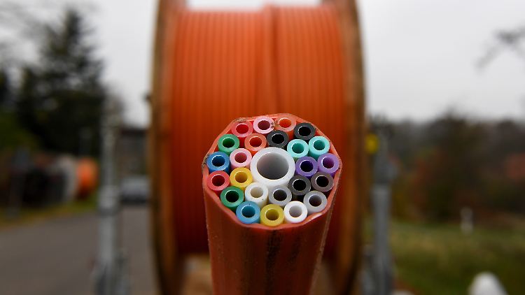 Im internationalen Vergleich liegt Deutschland beim Breitbandausbau nur auf Platz 25.