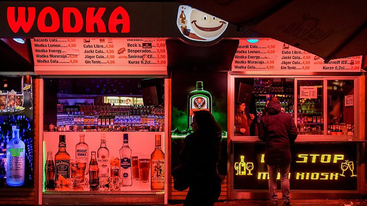 Kiosk in St. Pauli am Hamburger Berg - hier gibts viel Alk für wenig Geld.