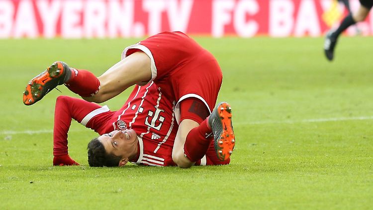 Da kann sich Robert Lewandowski auf den Kopf stellen: Gegen Hertha gelingt ihm kein Treffer.